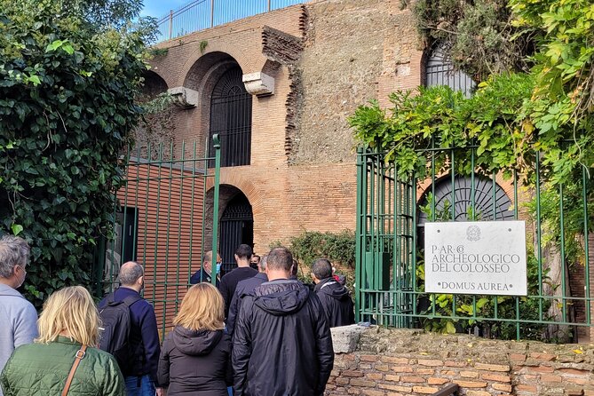 Domus Aurea Tour-Golden House of an Emperor With VR Experience - The Golden House below Rome: what you’ll actually see