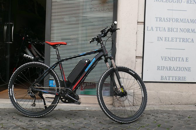 E-bike rental - Turning Rome into a Museum Day: Vatican Museums and the Pantheon