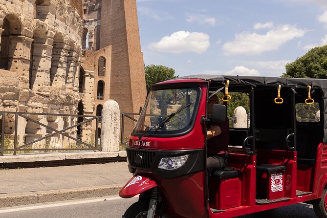 E-Tuk Tour Express Highlights of Rome - First Impressions From Piazza del Popolo