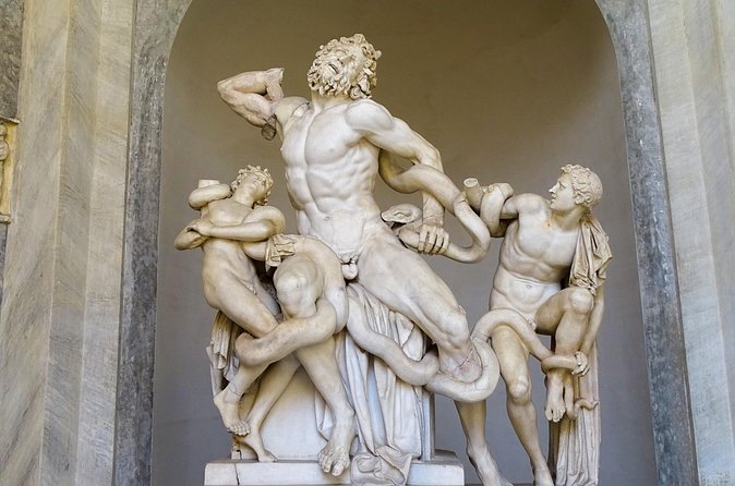 Early Vatican Museums and Sistine Chapel guided Small group Tour - Headphones and a 10-person group: how the tour feels in real life