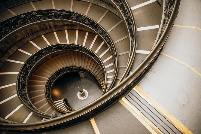 Early Vatican Museums Tour: The Best of the Sistine Chapel - Sistine Chapel timing: 30 minutes for the ceiling frescoes