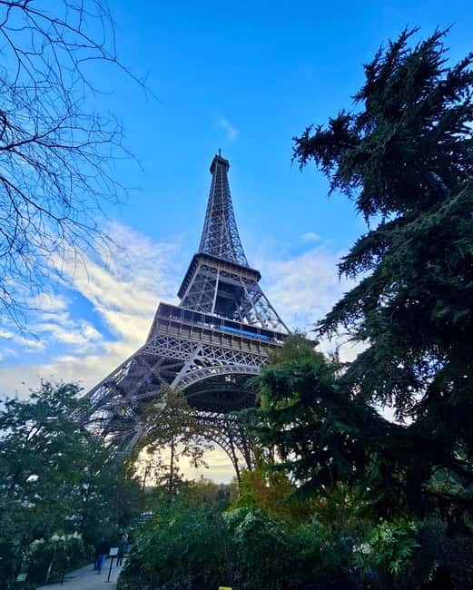 Eiffel Tower: Ticket to Summit or 2nd Floor by Elevator - Getting real value out of the views (and your time)