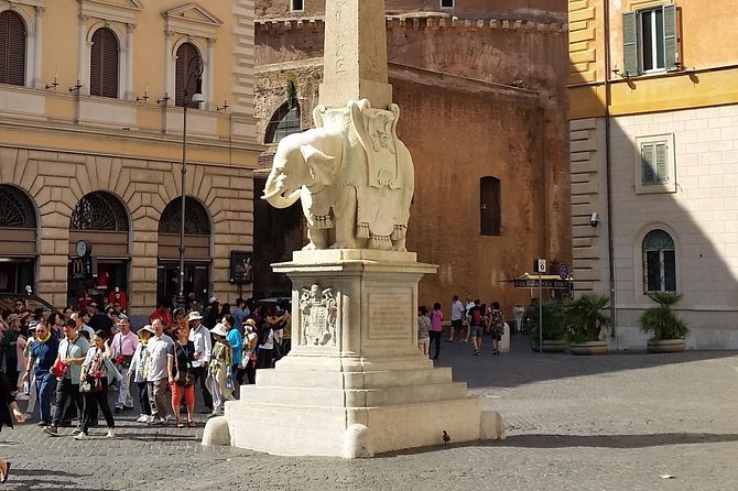 Essential Walking Tour in Rome - Trevi Fountain: the coin toss ritual, plus what’s behind the fame