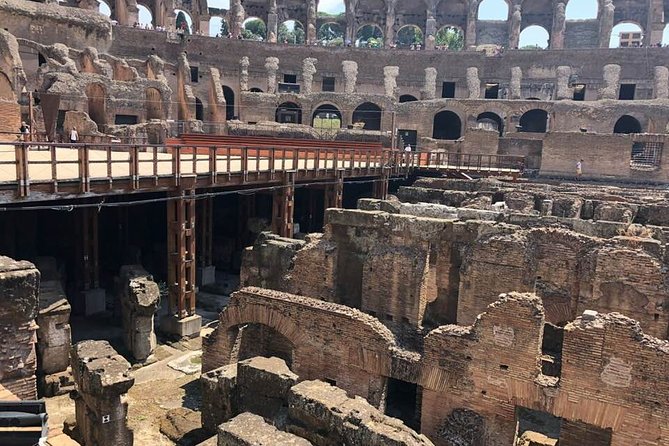 Exclusive Colosseum Tour with Top-Rated Guide - Small-Group Size: Why 12 People Changes Everything