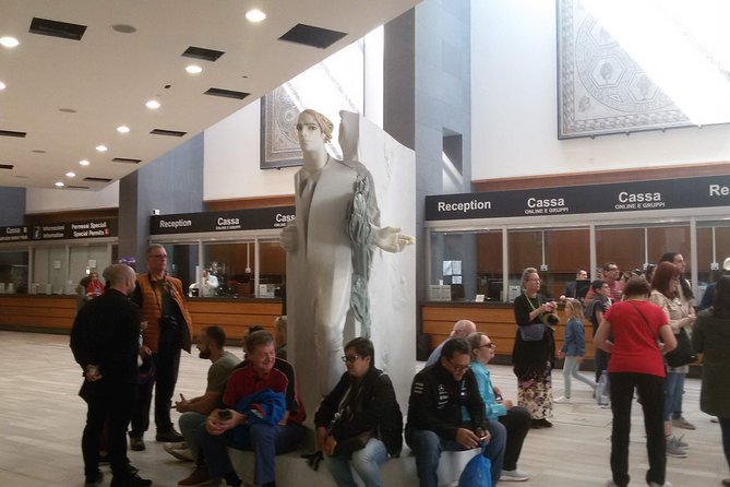Exclusive Guided tour : Vatican Museum,Sistine Chapel & Basilica - Where to Meet and How to Avoid the First Headache
