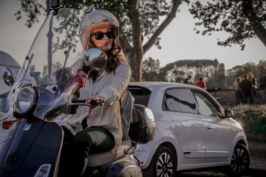 Exclusive Rome Vespa Tour with Professional Photographer - Coffee With a View: The Easy Win at the End