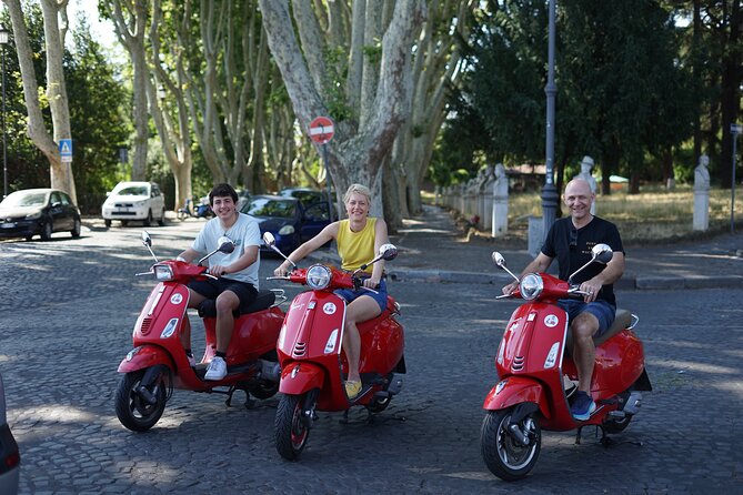 Explore Rome by Vespa With Pick up and Drop Off - Getting To The Start Near the Colosseum