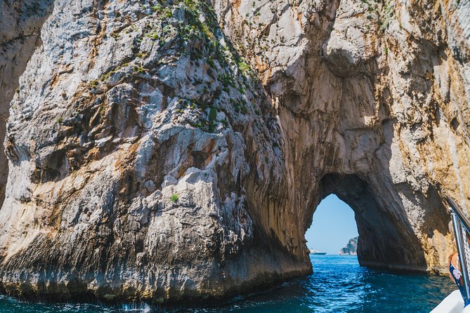 Exploring Capri and Anacapri from Rome: Sea and City Day Trip - Lunch, limoncello tasting, and how to protect your free time