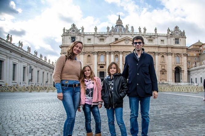 Family-Friendly Vatican Tour for Kids with Sistine Chapel - ID, last-minute closures, and the Pope Francis reality check