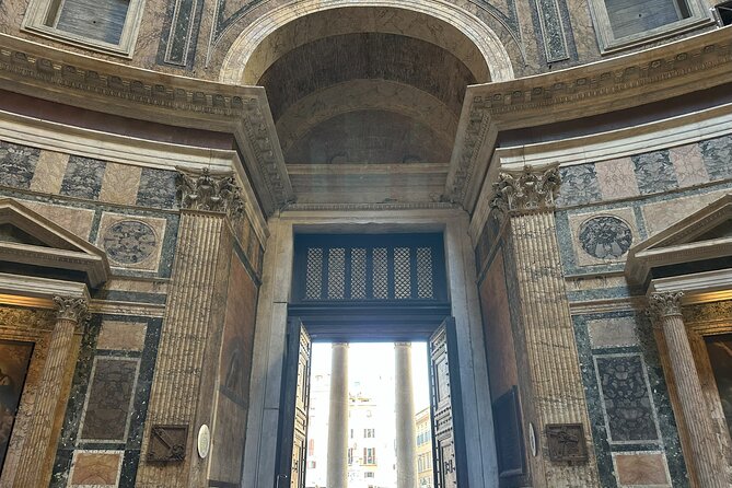 Fast Track Ticket in Pantheon (Rome) with Audio Guide - What This Pantheon Experience Actually Includes