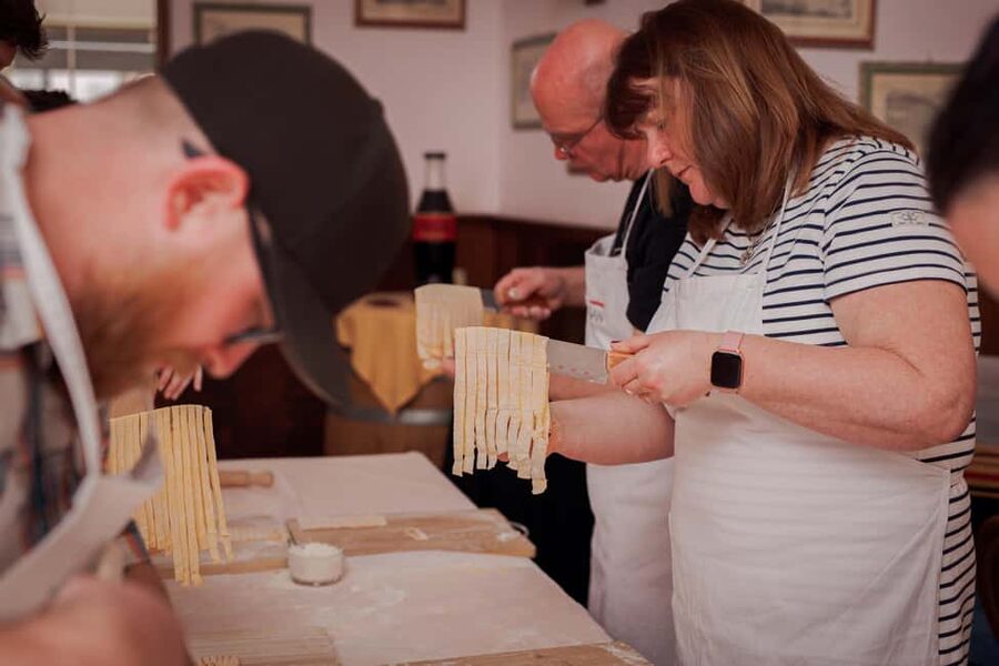 Fettuccine Pasta Cooking Class in Rome City Center - Should You Book This Fettuccine Class in Rome?