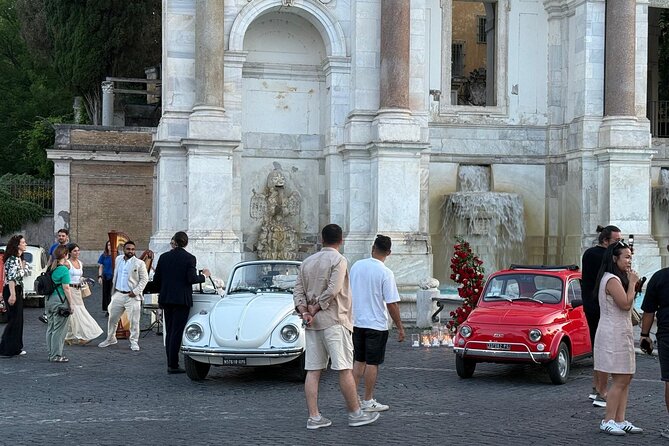 Fiat 500 Professional Pictures Rome Tour - Piazza Navona: the quick coffee and aperitivo reset