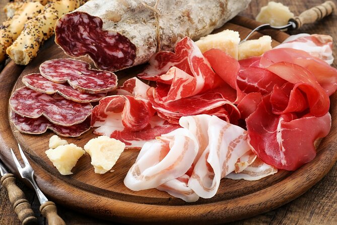 Food VIP Tour in Rome - Arrosticini and wine at Arrostreet: Abruzzo before Rome