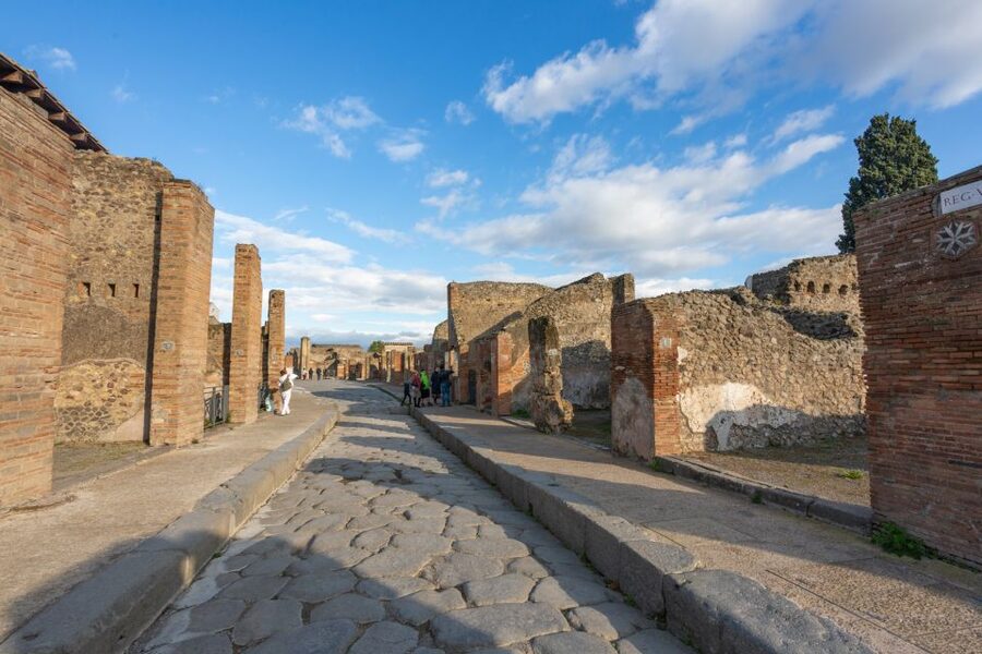 From Rome: 3-Day Tour to Pompeii, Sorrento & Capri - Who this tour suits best (and who should look elsewhere)