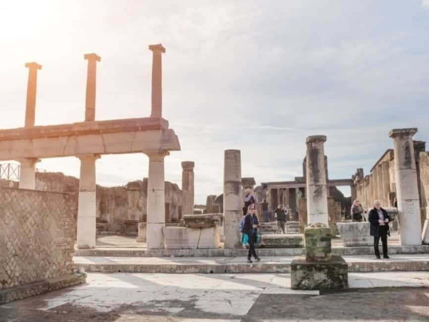 From Rome Day trip: Pompeii and Vesuvius at your leisure - Pompeii time: freedom with an optional guided layer
