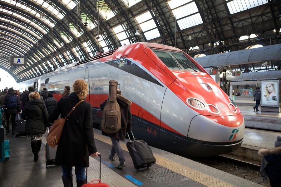 From Rome: Day Trip to Florence by High-Speed Train - Arriving in Florence: The Photo Stop and the Start of Your Free Time