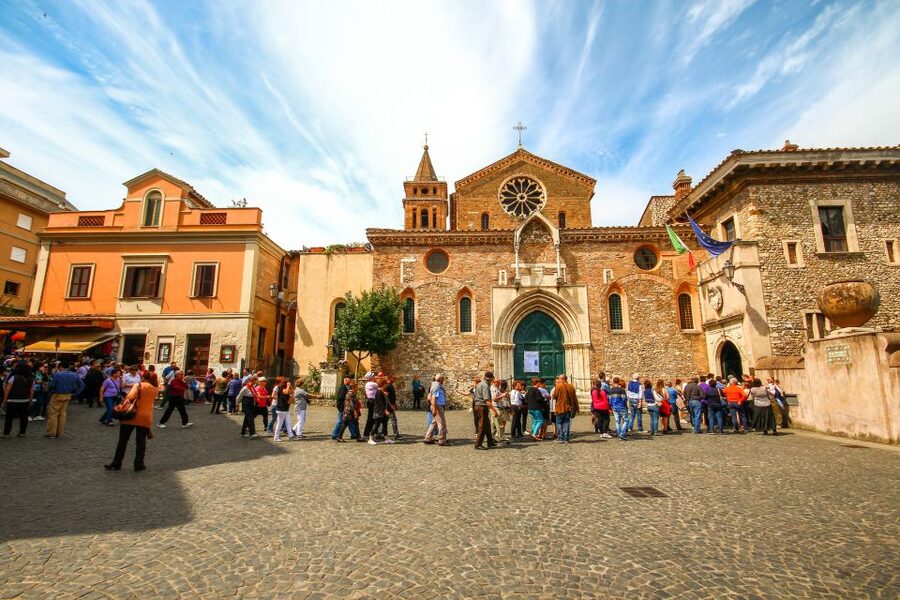 From Rome: Hadrian's Villa & Villa d'Este Day Trip & Lunch - Villa d’Este Gardens: Where Water Becomes Architecture