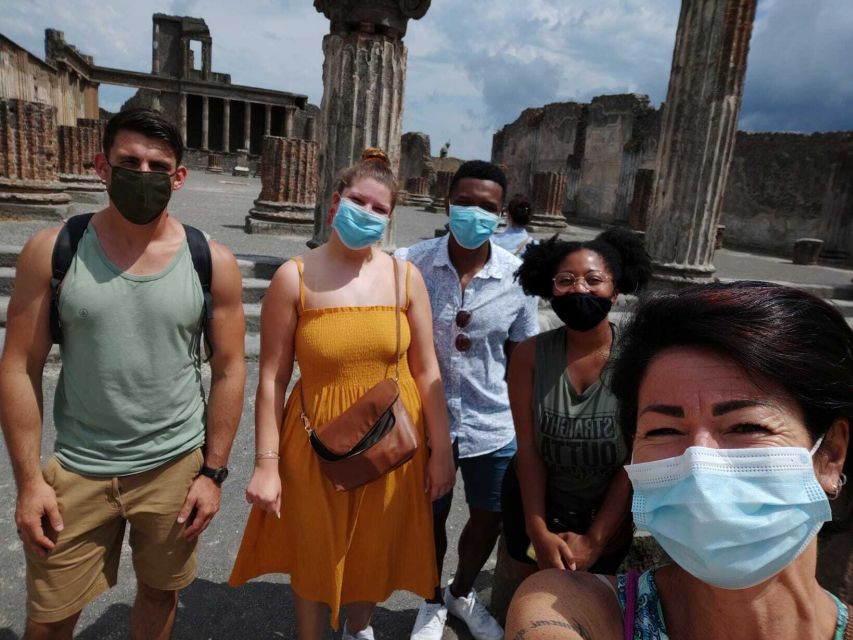 From Rome: Pompeii All-Inclusive Tour with Live Guide - Inside Pompeii: what a 2-hour guided route actually delivers