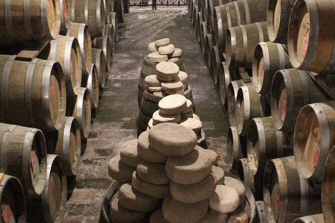 From Rome: Private Day-Tour of Tuscany - Pienza’s Duomo and Renaissance Palaces: A Town Built for Good Walking