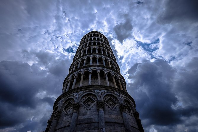 From Rome to Tuscany: Discover Florence and Pisa in One Day - The Duomo square and nearby churches: your free time to find your own Florence