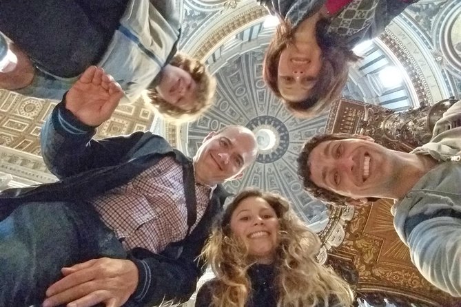 Full-day tour of Vatican Colosseum & Best of Rome by Tommaso - Trevi Fountain, Pantheon, and Piazza Navona: fast classics done with context