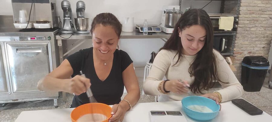 Gelato Cooking Class in Rome - Create & Taste Italian Gelato - Gelato basics you can use at home: ingredients, machines, and texture