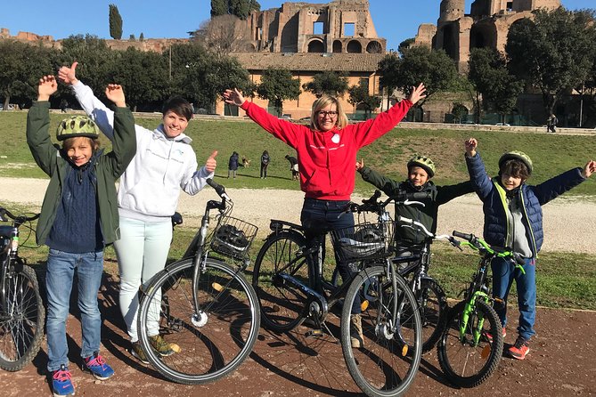 German E-Bike Tour durch Rom - Guides with a knack for story and safety: Annett, Alex, Julia, and more
