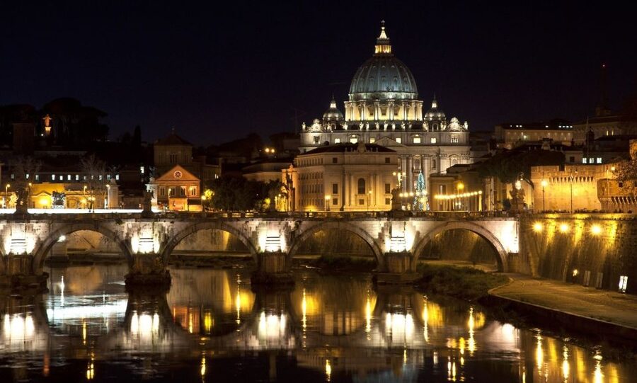 Ghosts of Rome 2-Hour Tour - Meeting at Piazza Colonna: what the start tells you