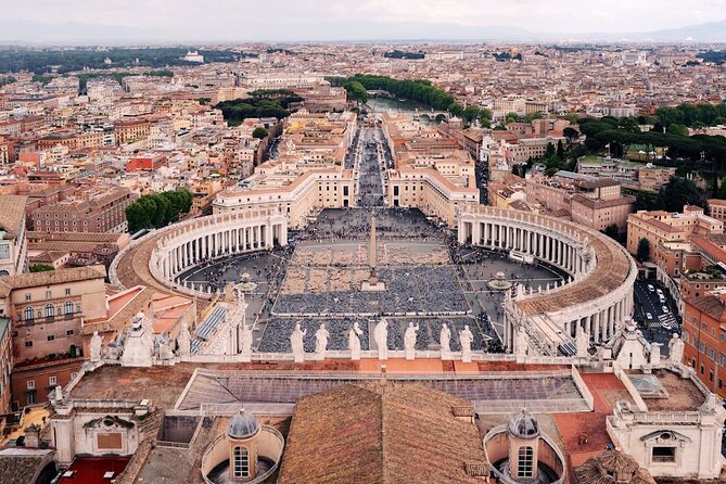 Guided Tour of St. Peter’s Basilica and the Vatican Grottoes - Key things to know before you go