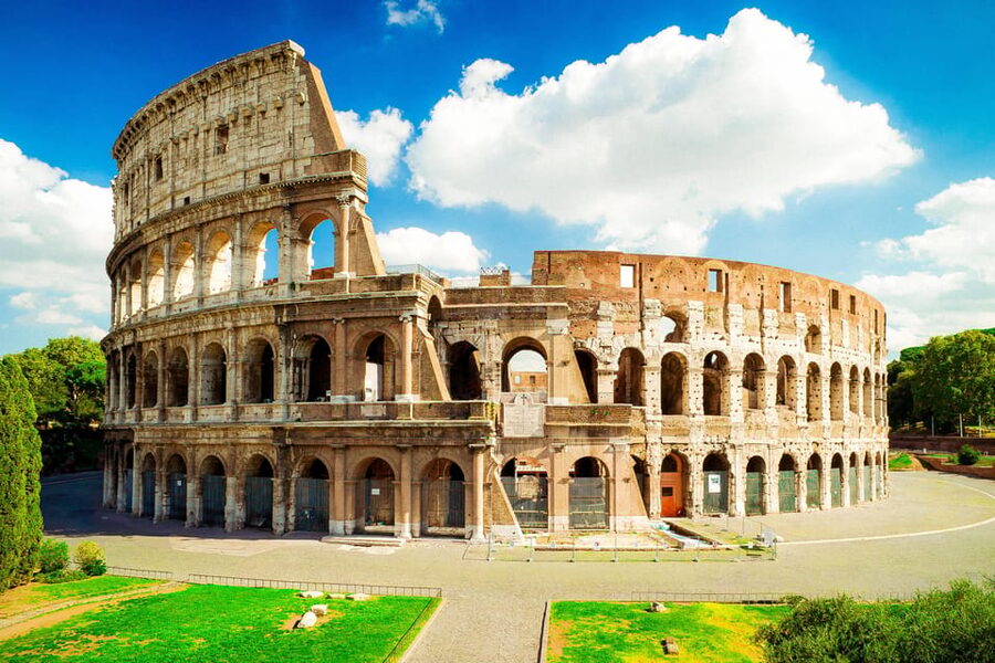 Guided Tour of the Colosseum Palatine Hill and Roman Forum - Languages, Headsets, and Hearing Every Story
