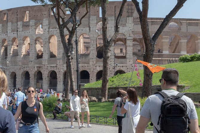 Guided tour of the Colosseum, Roman Forum and Palatine in Spanish - Pacing and physical comfort: what to expect in real terms