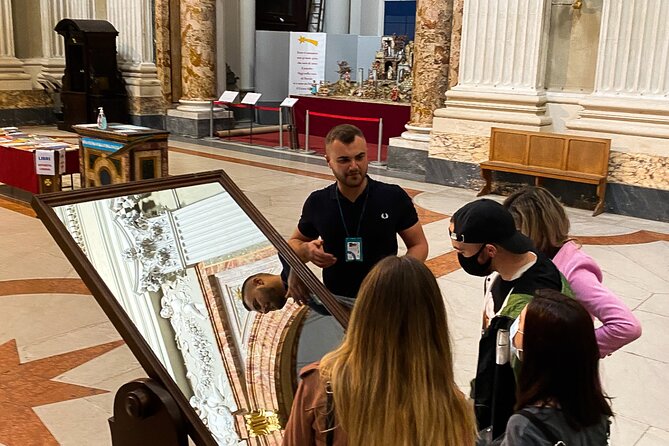 Guided Walking Tour of Rome: Top Sights & Baroque Treasures - Piazza Navona: finish with a plan (and good food nearby)