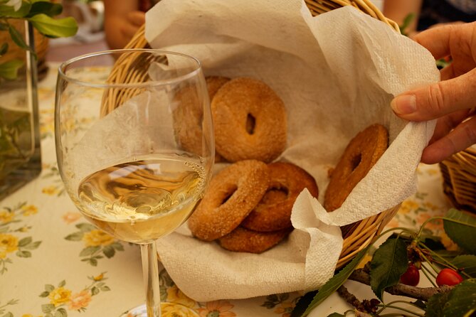 Guided Wine Tasting Experience in a Roman Vineyard - Food Pairings That Make It Feel Like a Meal, Not a Sip Stop
