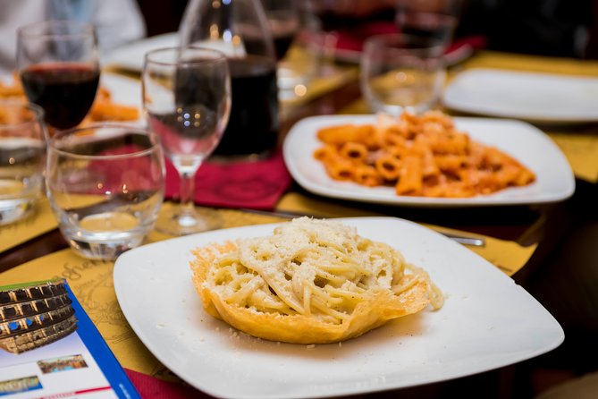 Half-Day Food and Wine Tasting Tour in Rome - Gelateria Gunther: finishing sweet in Trastevere
