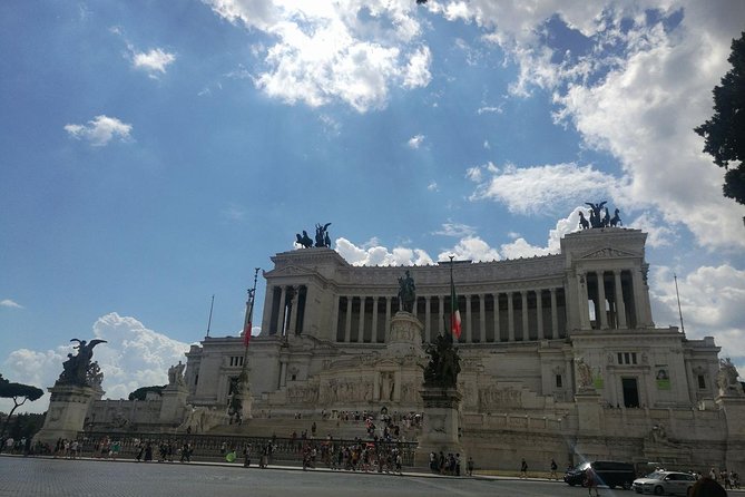 Half Day Tour of Rome - How the English-Speaking Driver Works Under Italian Rules