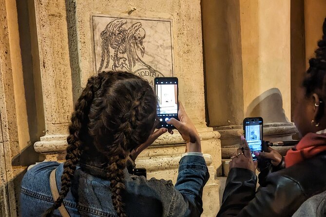 Haunted Rome Ghost Tour - The Original - The Bridge and Execution Stories: Rome’s Beauty With a Blade Behind It