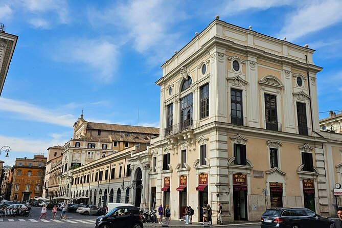 Historical Walking Tour in Rome City Center with Hidden Gems - Pantheon in quick form: what to notice in 5 minutes