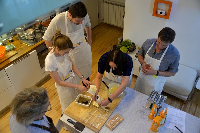 Home Cooking in Testaccio: Cacio e Pepe, Amatriciana, Carbonara - From Rolling to Tonnarelli: Shaping Like a Roman Cook
