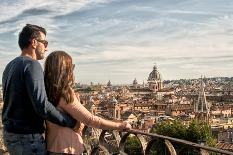 In Rome like a star: e-bike tour with photo shoot - How the Rome e-bike photo shoot works (and what you’re really paying for)