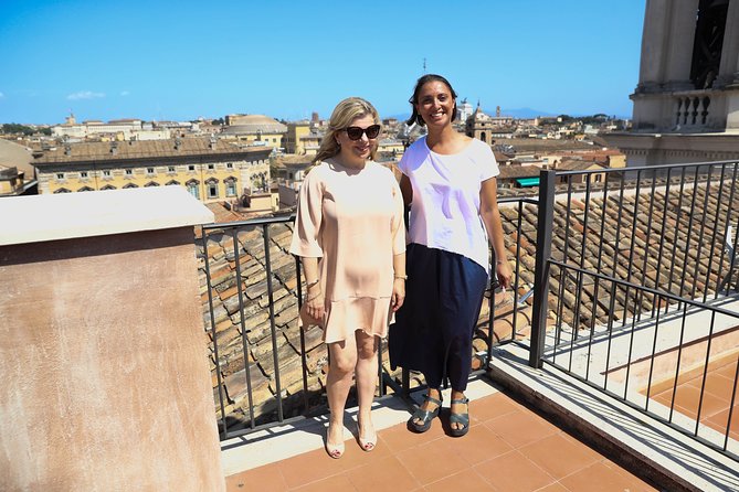 Jewish Ghetto and Synagogues with Jewish Roman Guide 3 Hours - Antico Quartiere Ebraico walk: narrow streets and 330 years of segregation