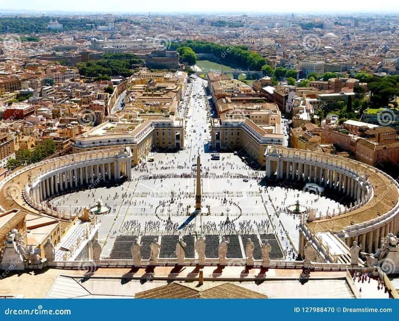 Jubilee 2025: Reserved entrance to St.Peter's and Holy Door - Skip-The-Line Access to St. Peter’s Basilica (Where Time Really Matters)