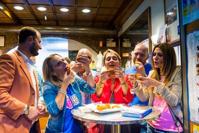 Local Food and Wine Walking Tour around Rome - The 5:30 pm Campo de’ Fiori kickoff: aperitivo with a plan