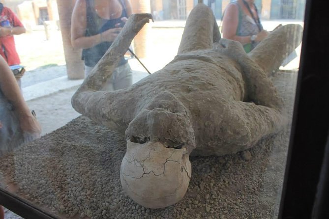 Naples & Pompeii Day Trip - Small Group - Skip-the-line Pompeii: what two hours really looks like