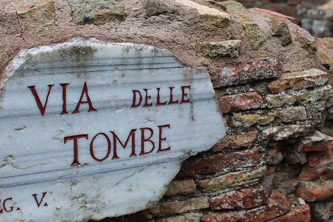Ostia Antica – Commercial Port of Ancient Rome Tour - Small-group pacing: why max 12 changes your experience