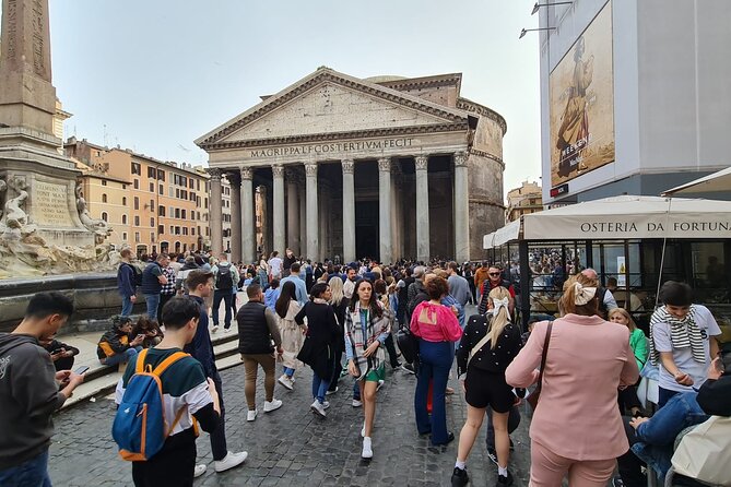 Pantheon Fast-Track-Entry Tickets with Audio guide - Inside the Pantheon: dome, oculus, and the light show you control
