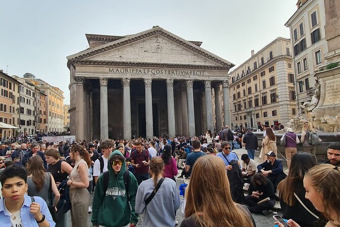 Pantheon Fast-Track-Entry Tickets with Audio guide - Piazza della Minerva meet-up: the part people can mess up