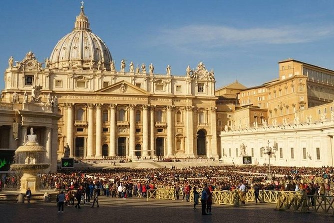 Papal Audience Experience with Pope Leo XIV - St. Peter’s Square seating: where you stand changes everything