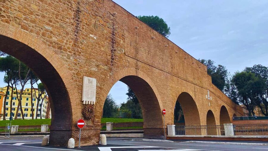 Passetto di Borgo Guided Tour & Castel Sant'Angelo Ticket - Castel Sant’Angelo next: self-guided time that lets you control the pace