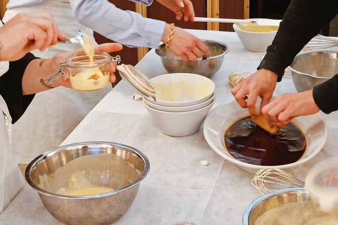 Pasta and Tiramisu Cooking Class in Rome, Piazza Navona - Tiramisu you made yourself: what the chill-and-serve rhythm means