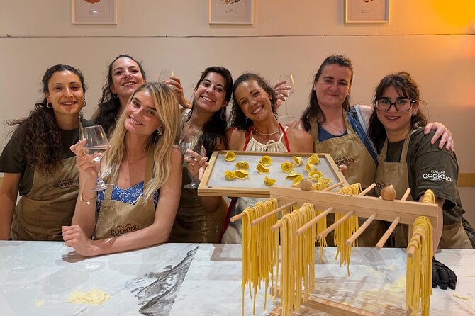 Pasta and Tiramisu Masterclass in Rome - Group Size (Up to 50): What That Means for You